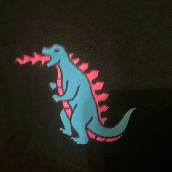 🦕🦖Riot Society Classic T-Shirt - Crew Neck T-Shirts Size S NWOT - Picture 2 of 4